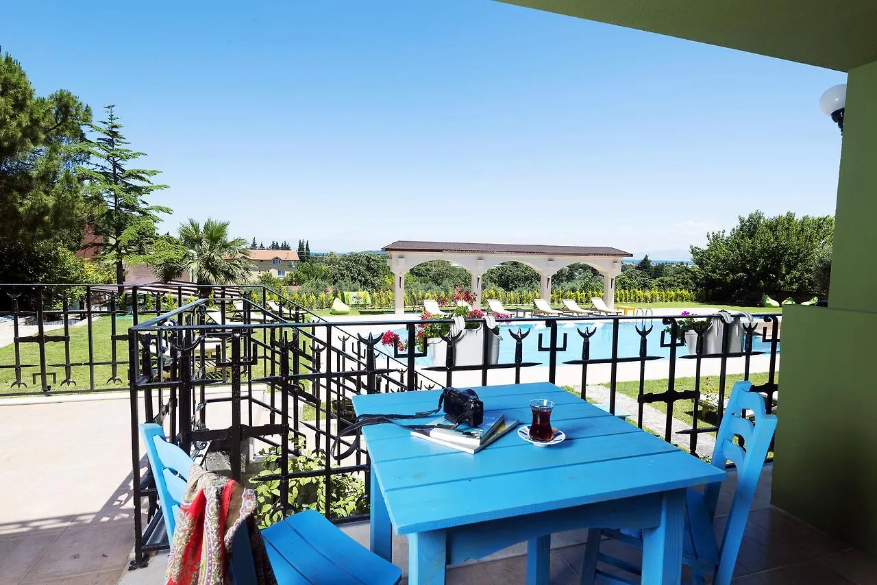 Belizi Hotel Urla Oda ve Kahvaltı